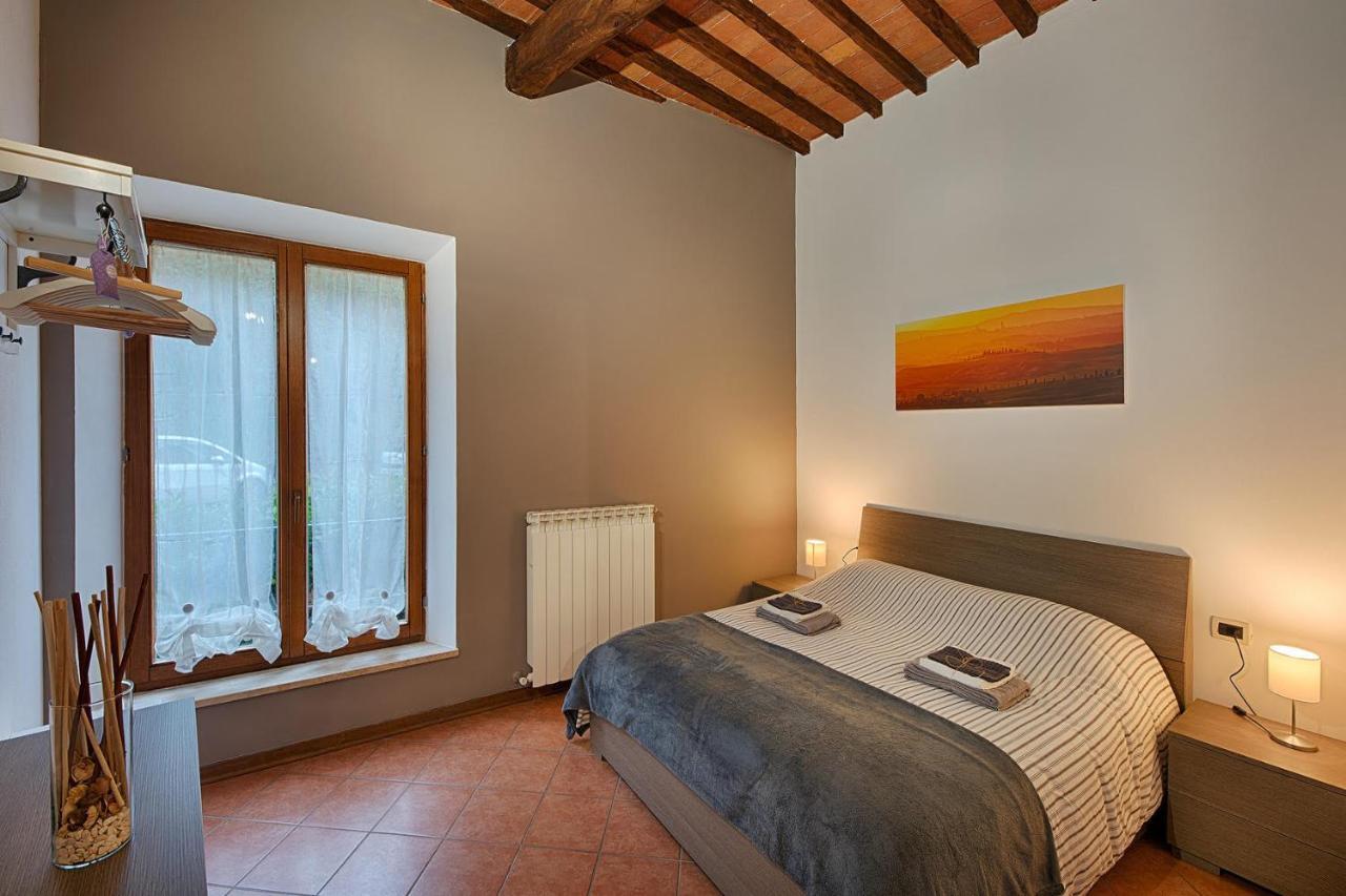 Casazappa - In Centro A Piedi, Parcheggio E Giardino Privato Appartement Siena Buitenkant foto